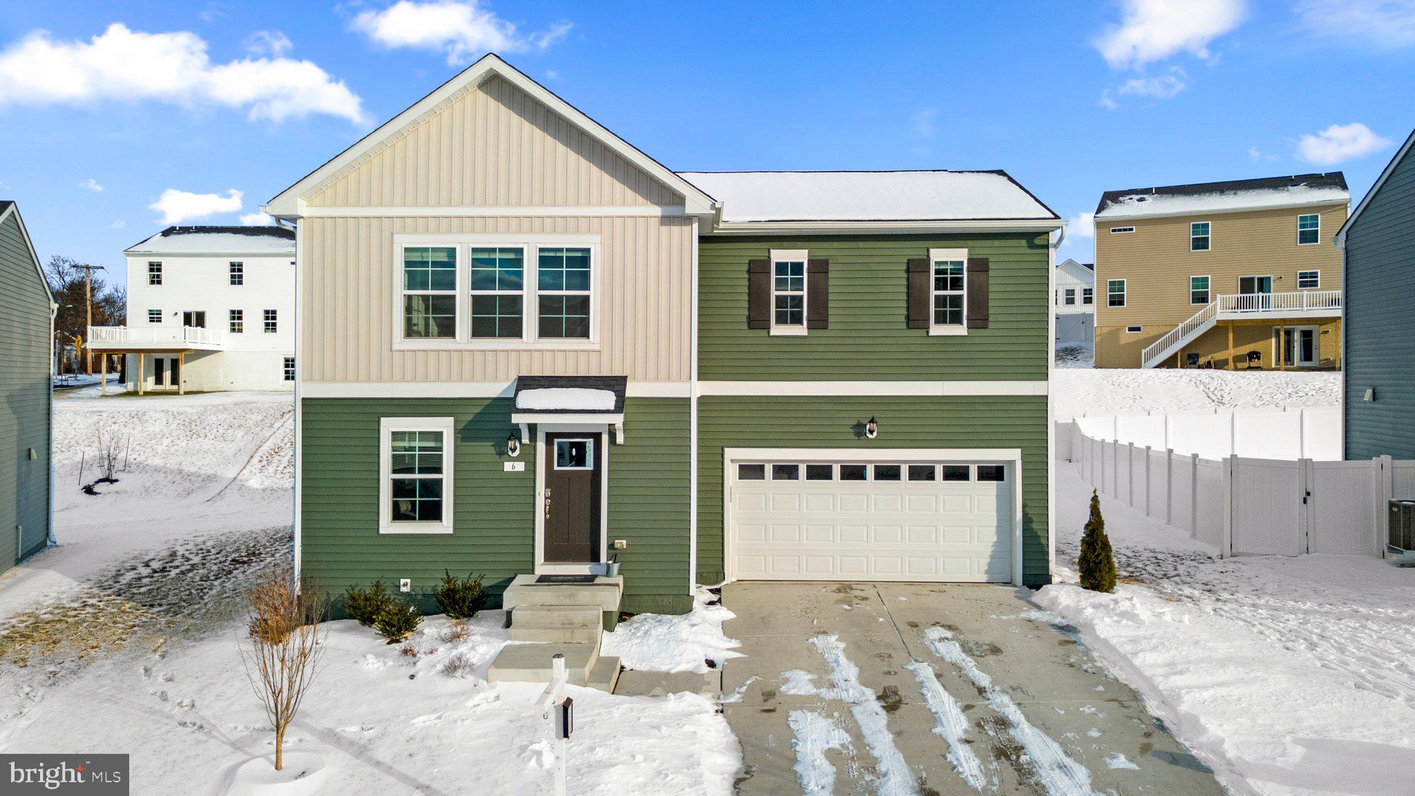 6 Westview Dr