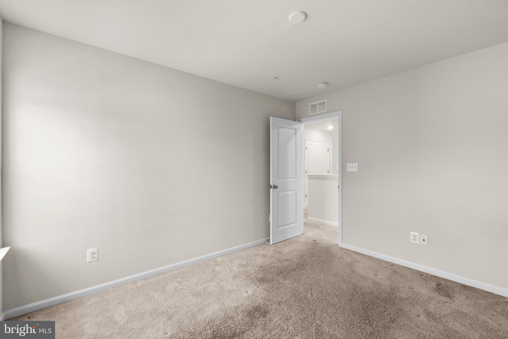 6 Westview Dr