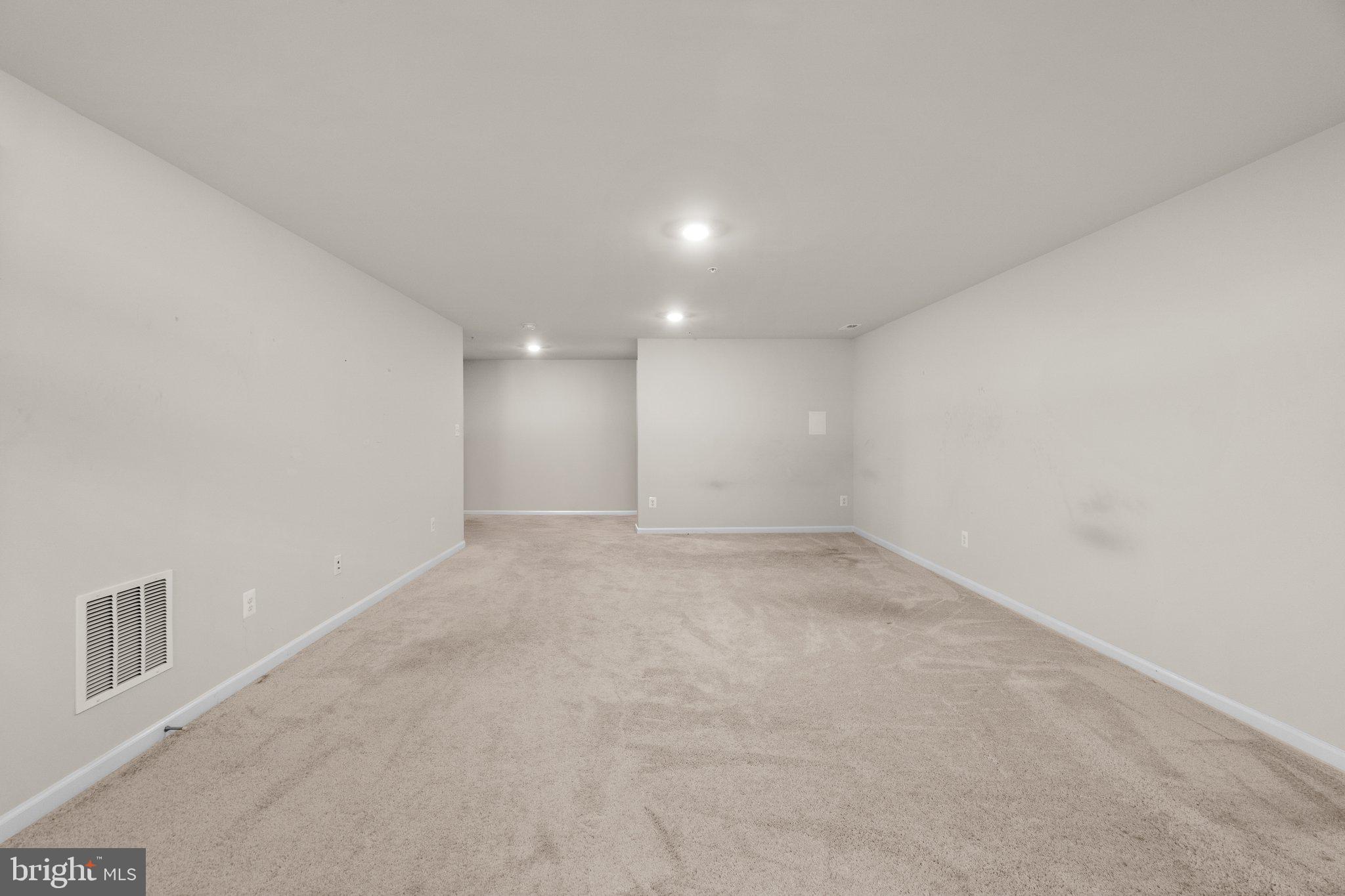 6 Westview Dr