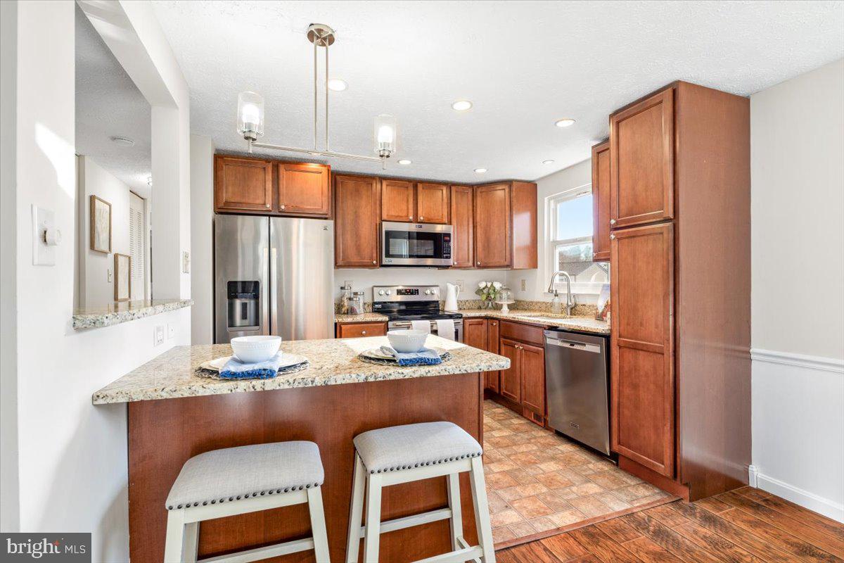 1803 WILLOW CREEK COURT