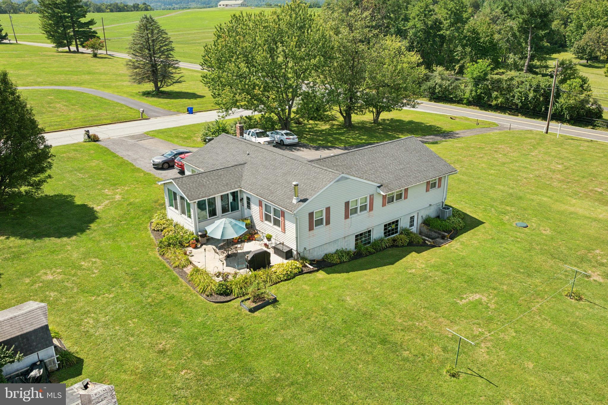 6835 Picnic Woods Rd