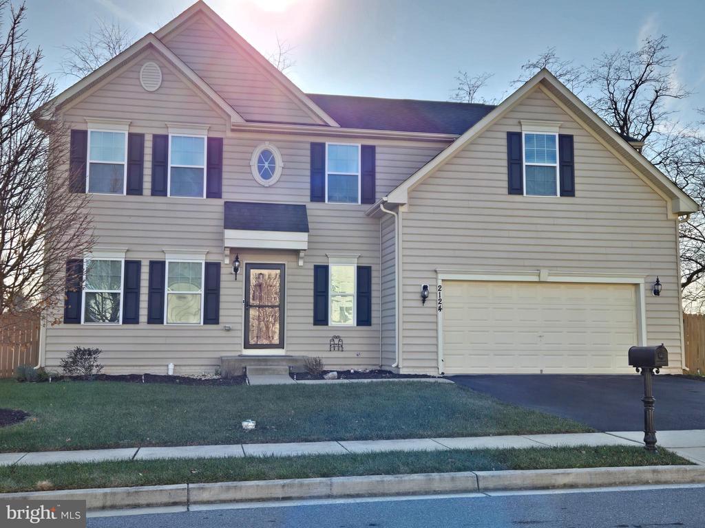2124 BATTERY LANE