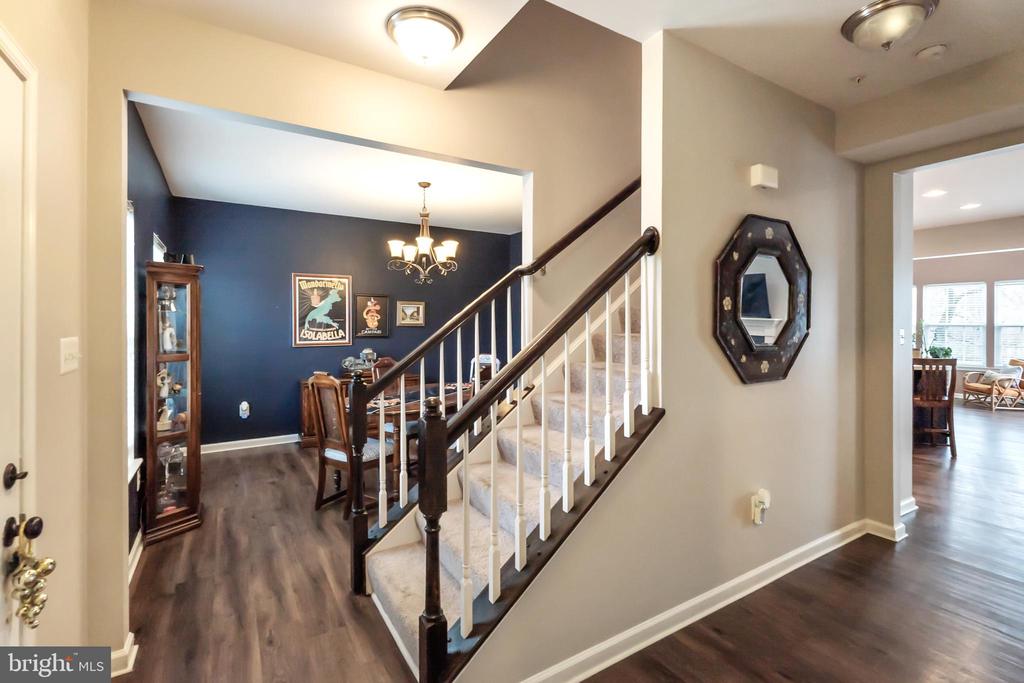 2124 BATTERY LANE