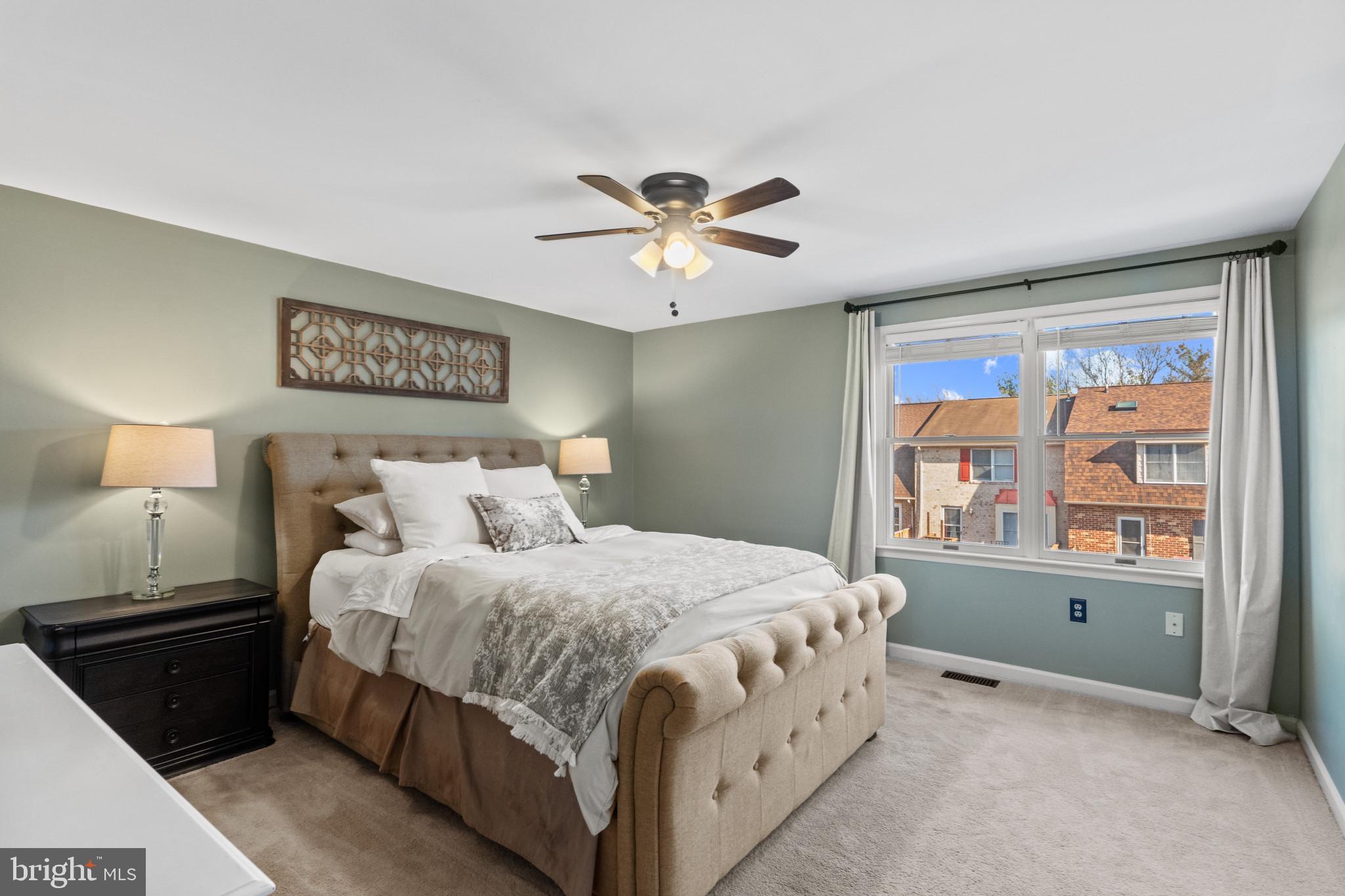 8024 HOLLOW REED COURT