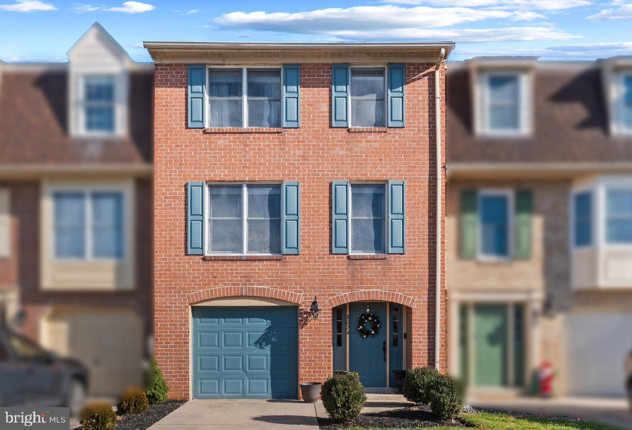 8024 HOLLOW REED COURT