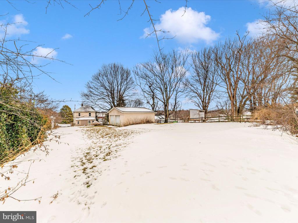 1802 S MAIN