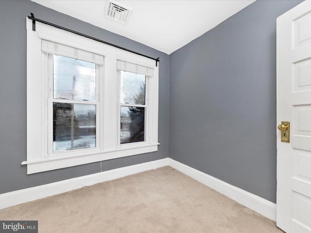 1802 S MAIN