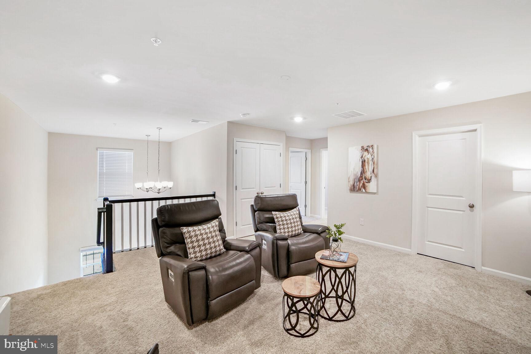 490 Herringbone Way