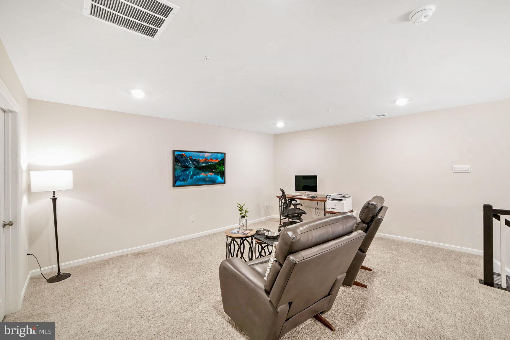 490 Herringbone Way