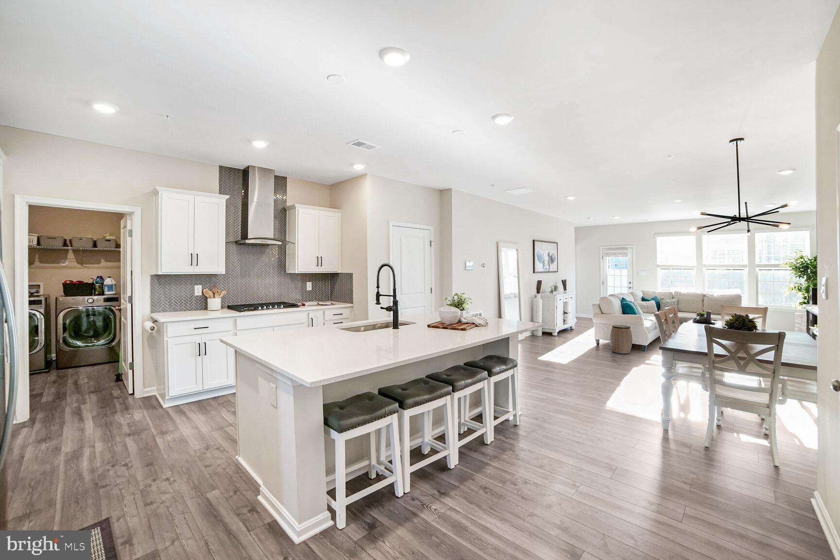 490 Herringbone Way