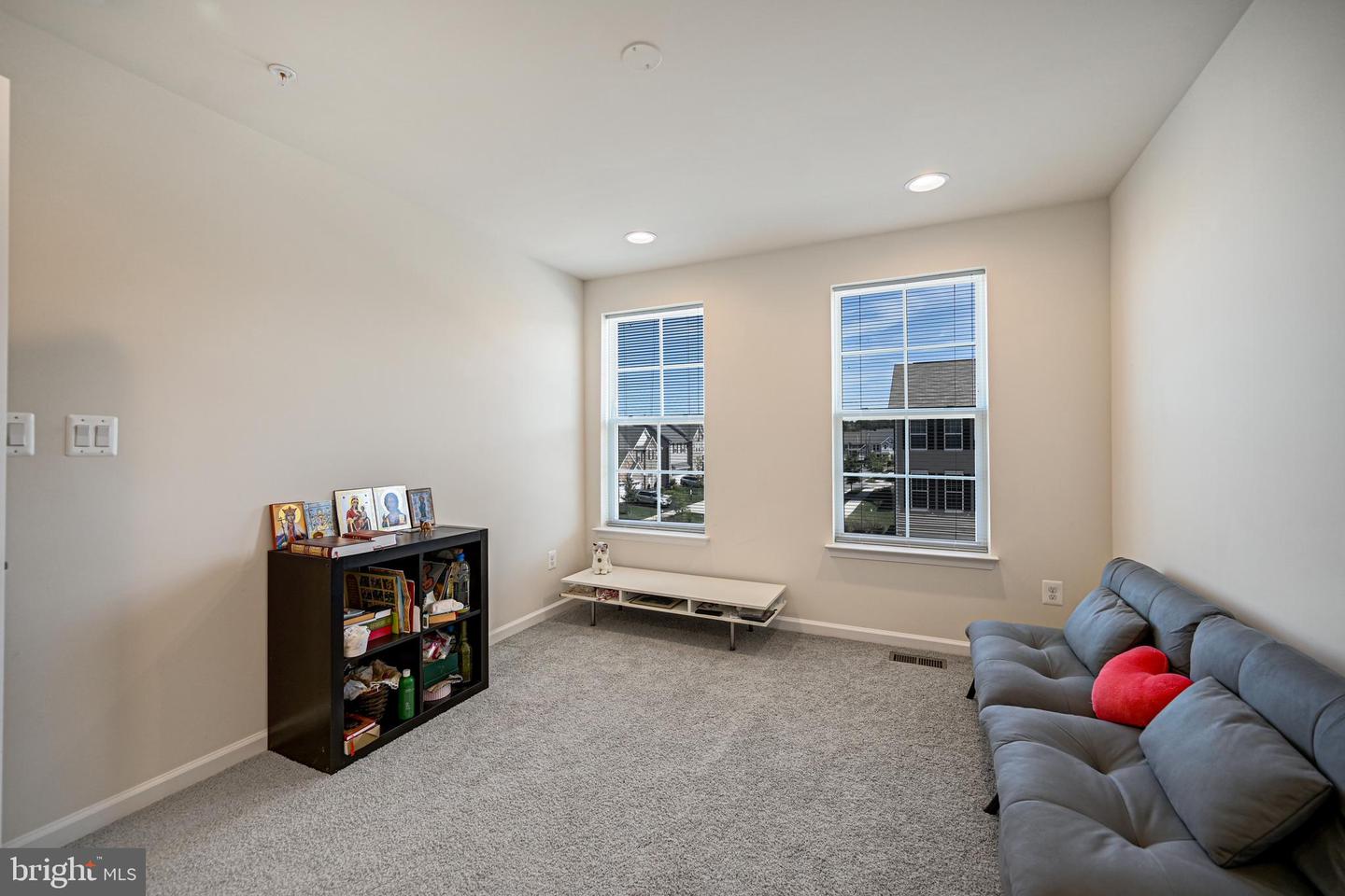 5664 SCOTT RIDGE PL