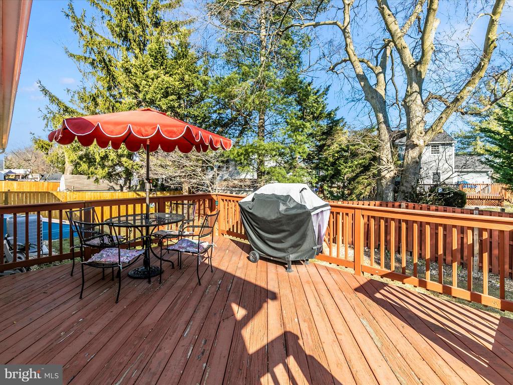 216 Lake Coventry Dr