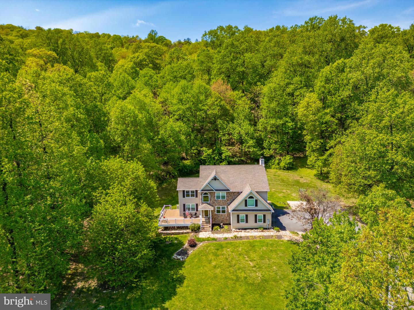 9833 Fox Rd