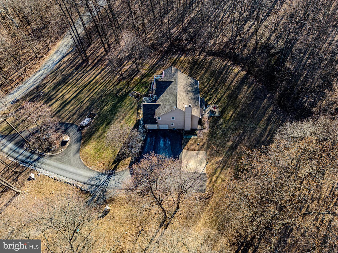 9833 Fox Rd