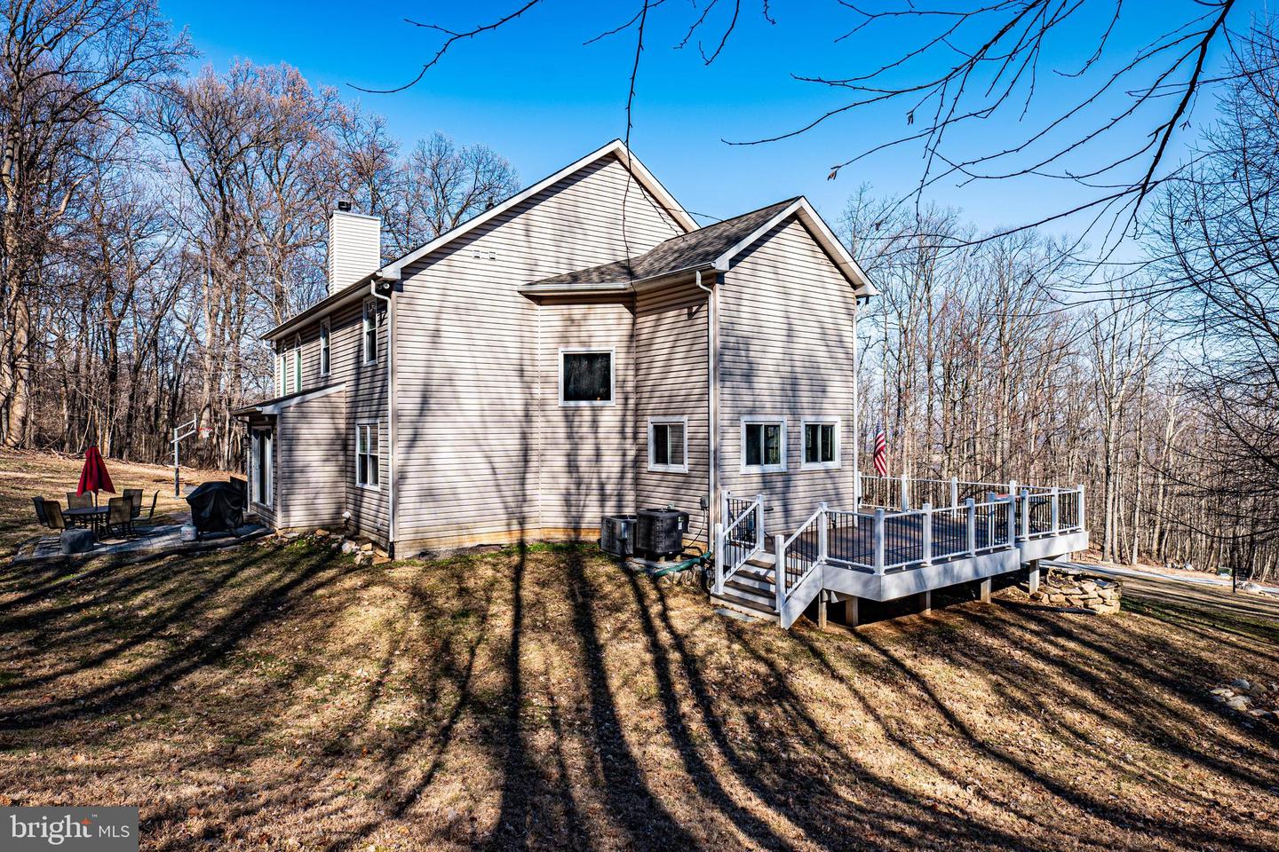 9833 Fox Rd