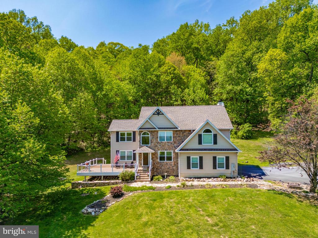 9833 Fox Rd