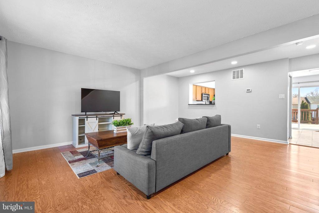 5023 Canvasback Ct