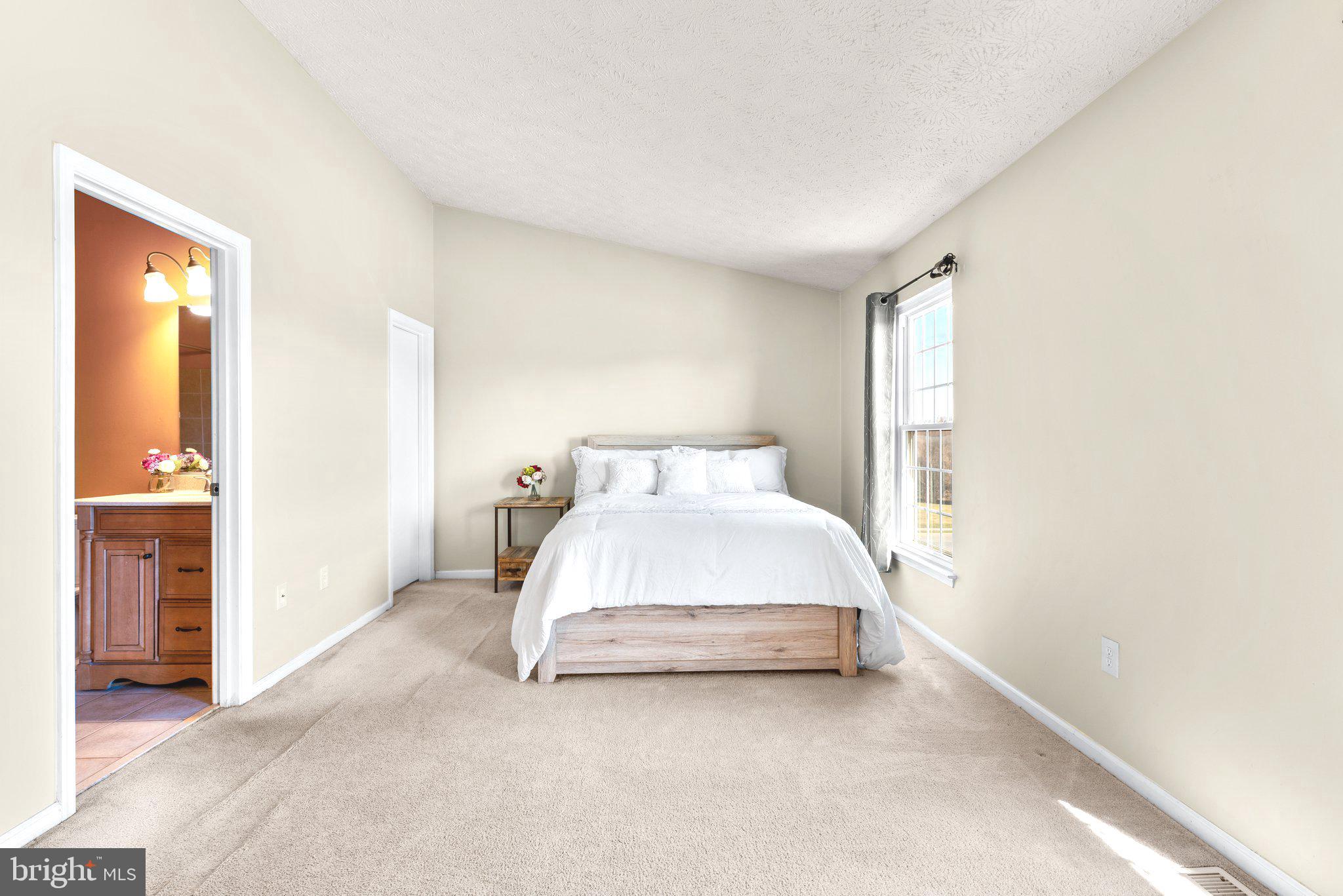 5023 Canvasback Ct