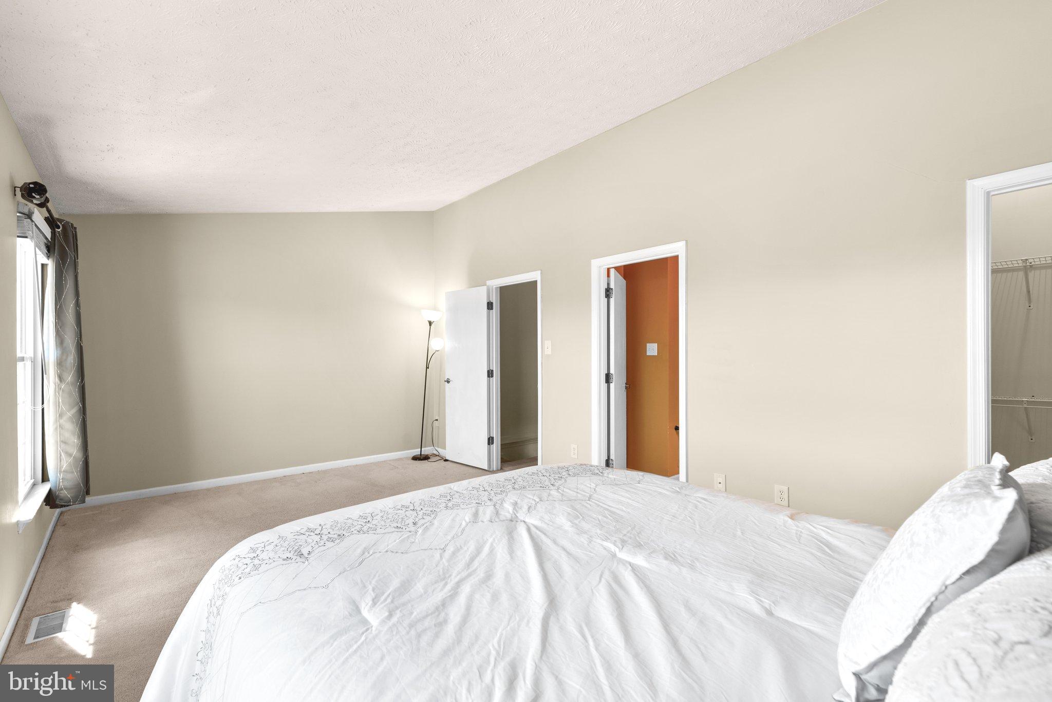 5023 Canvasback Ct