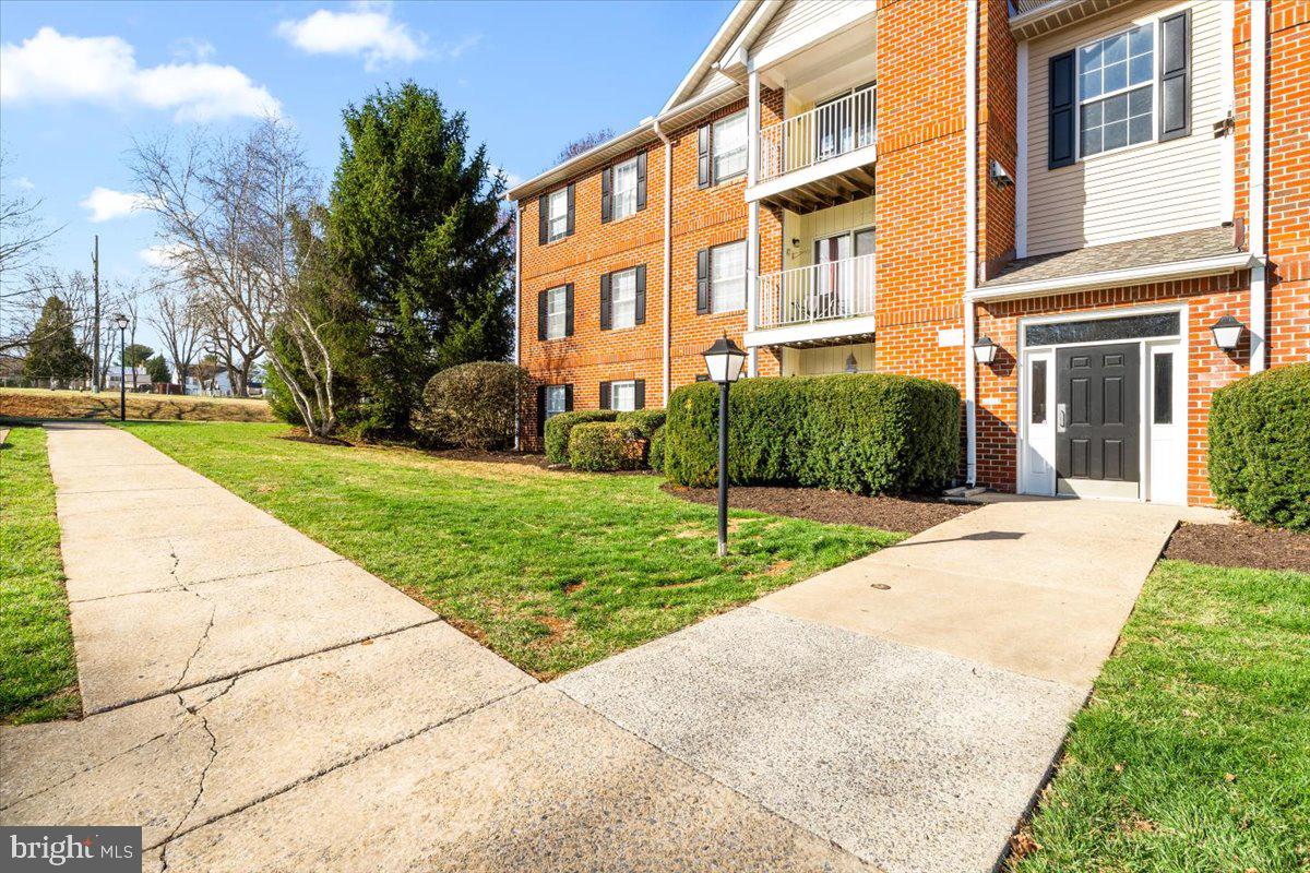 3860 SHADYWOOD DRIVE 3B