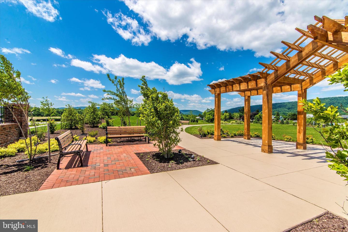 1301 Potomac View Pkwy
