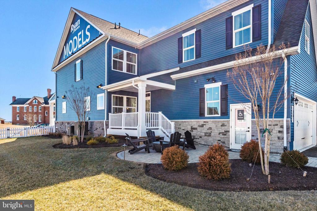 1301 Potomac View Pkwy