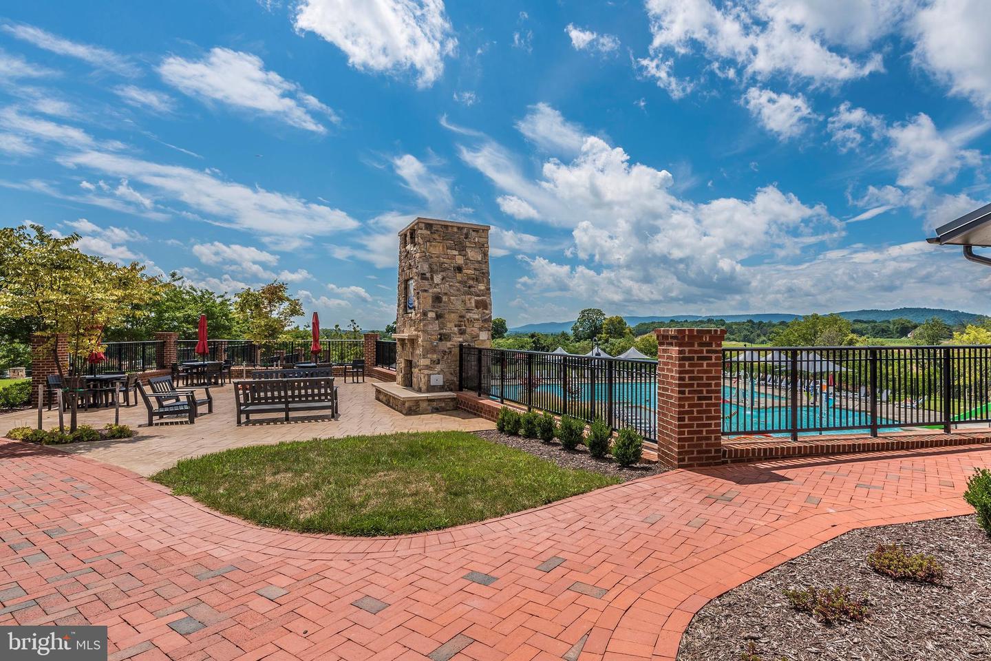 1301 Potomac View Pkwy