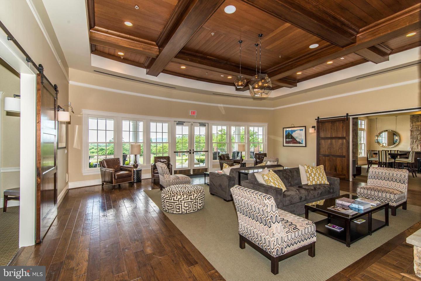 1301 Potomac View Pkwy