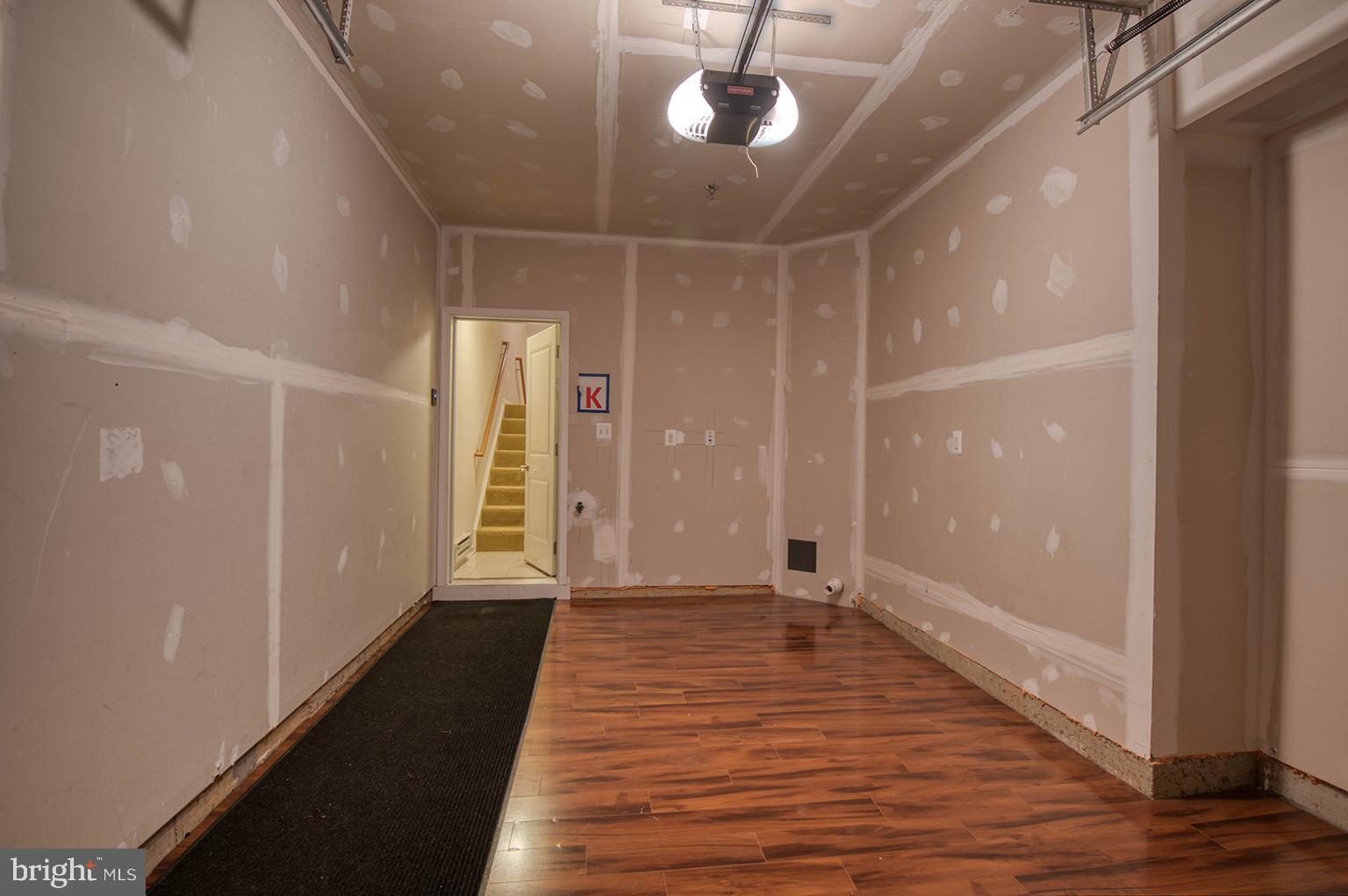 2608-A EGRET WAY