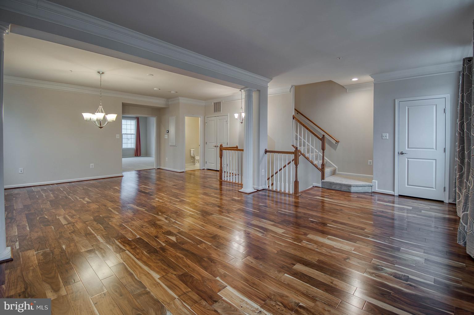 2608-A EGRET WAY