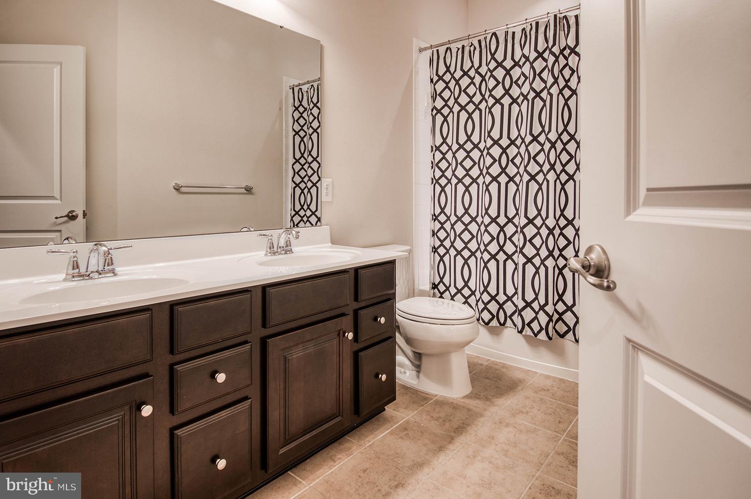 2608-A EGRET WAY
