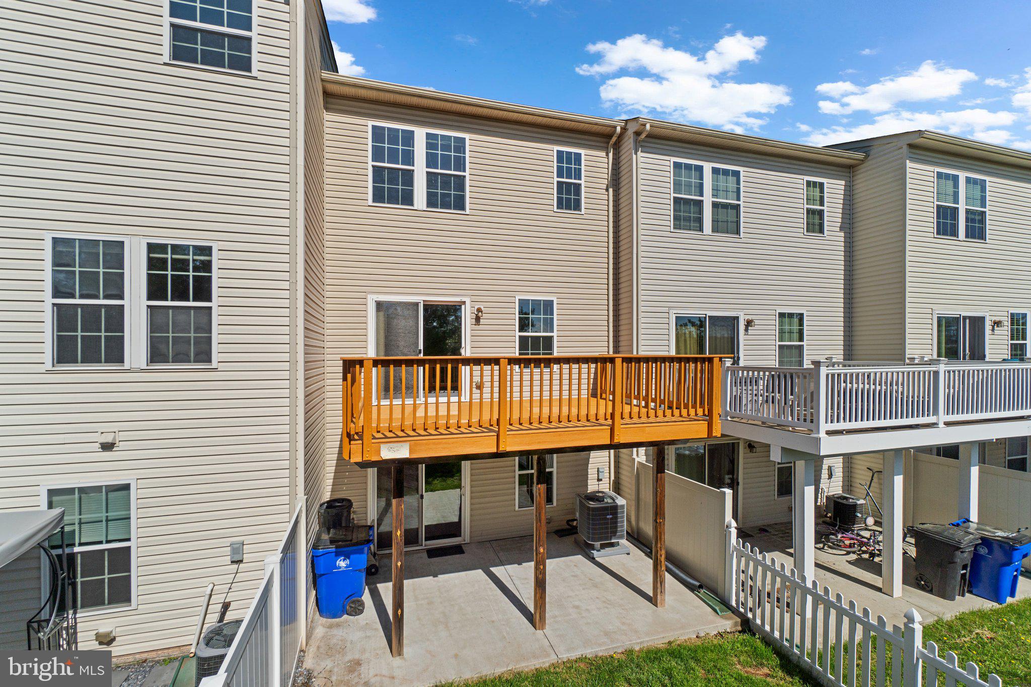2061 Spring Run Cir