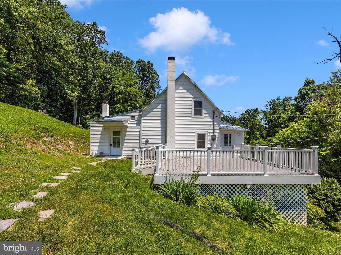 6824 MOUNTAIN CHURCH RD