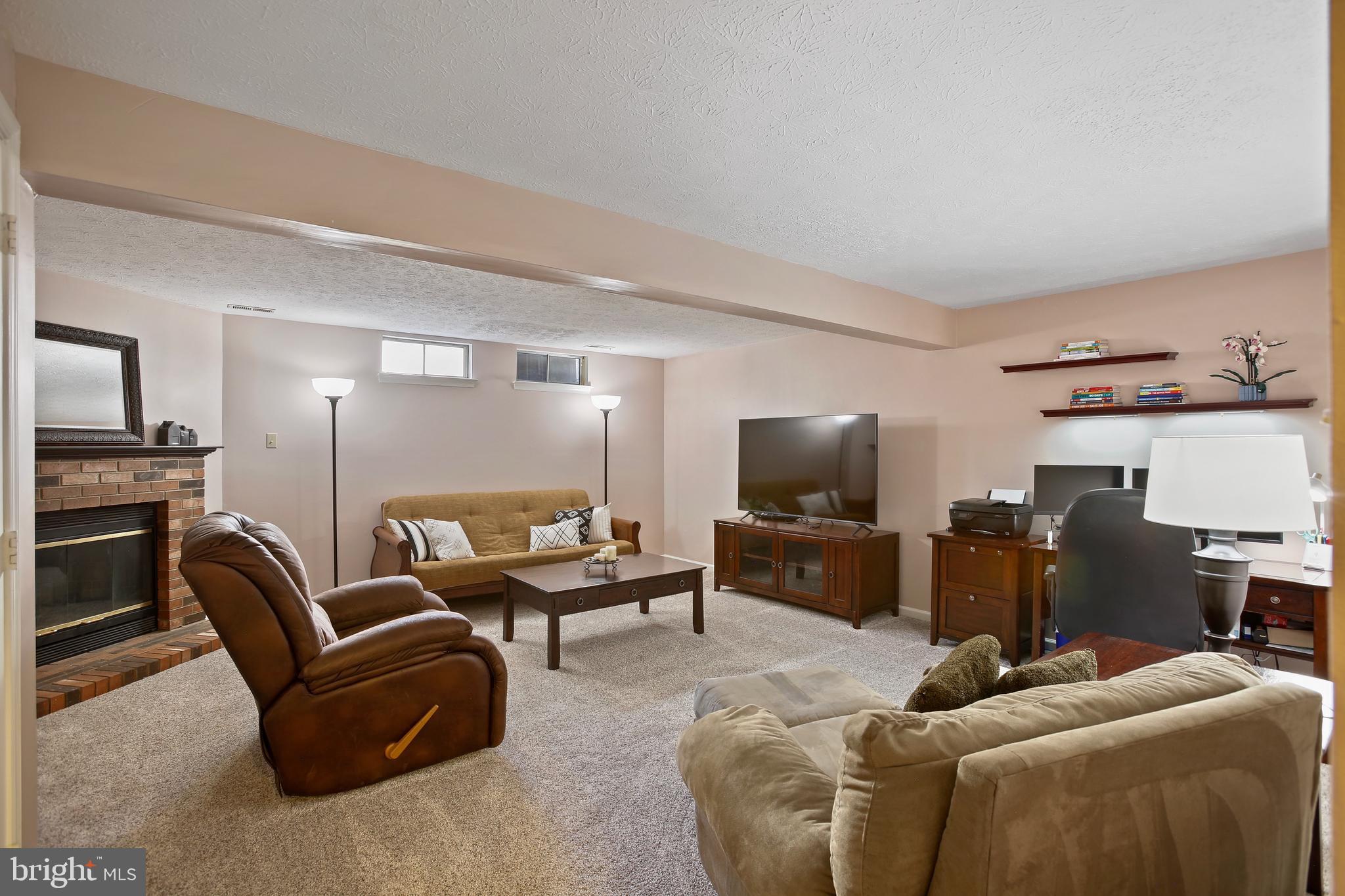 6786 WOOD DUCK COURT