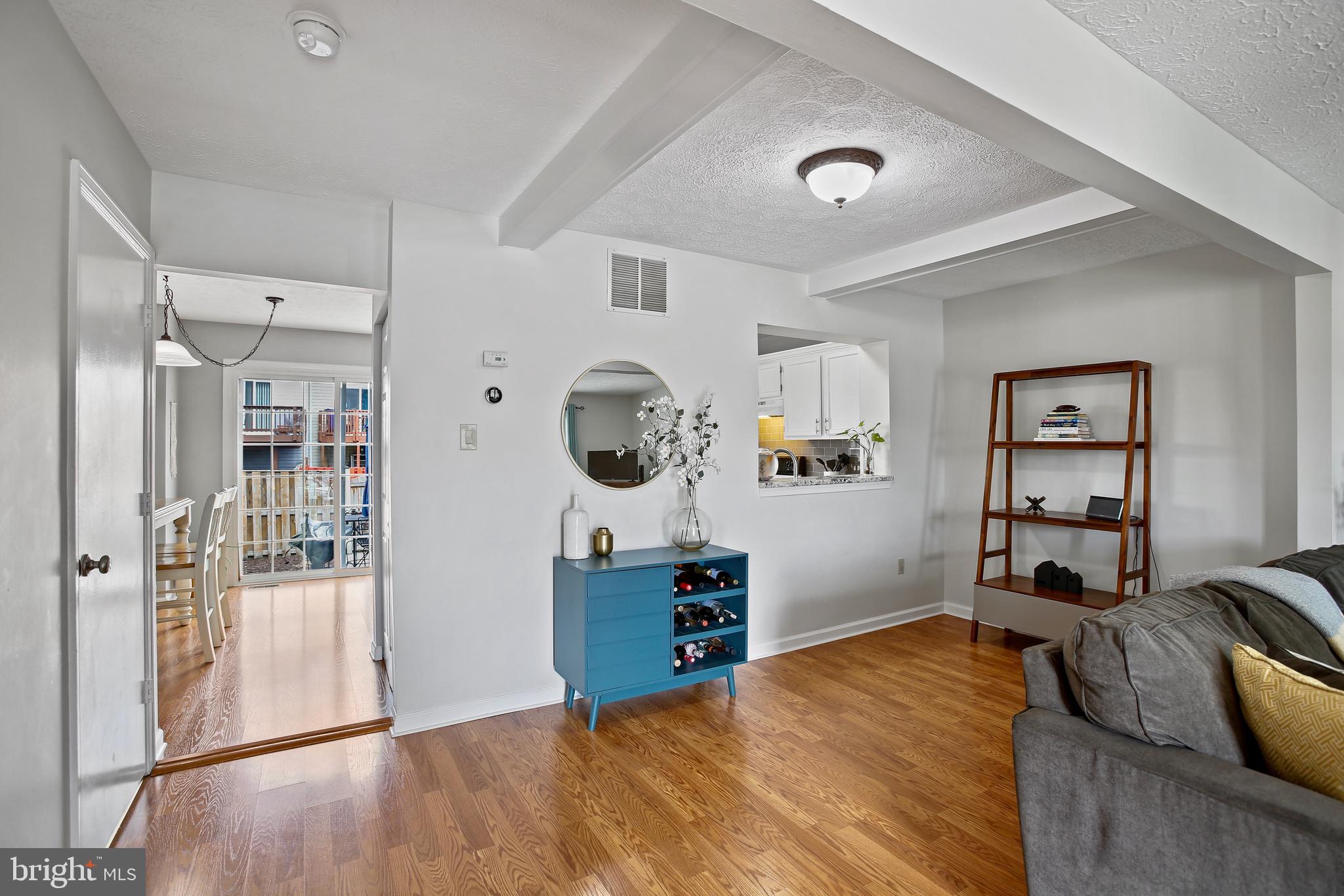 6786 WOOD DUCK COURT