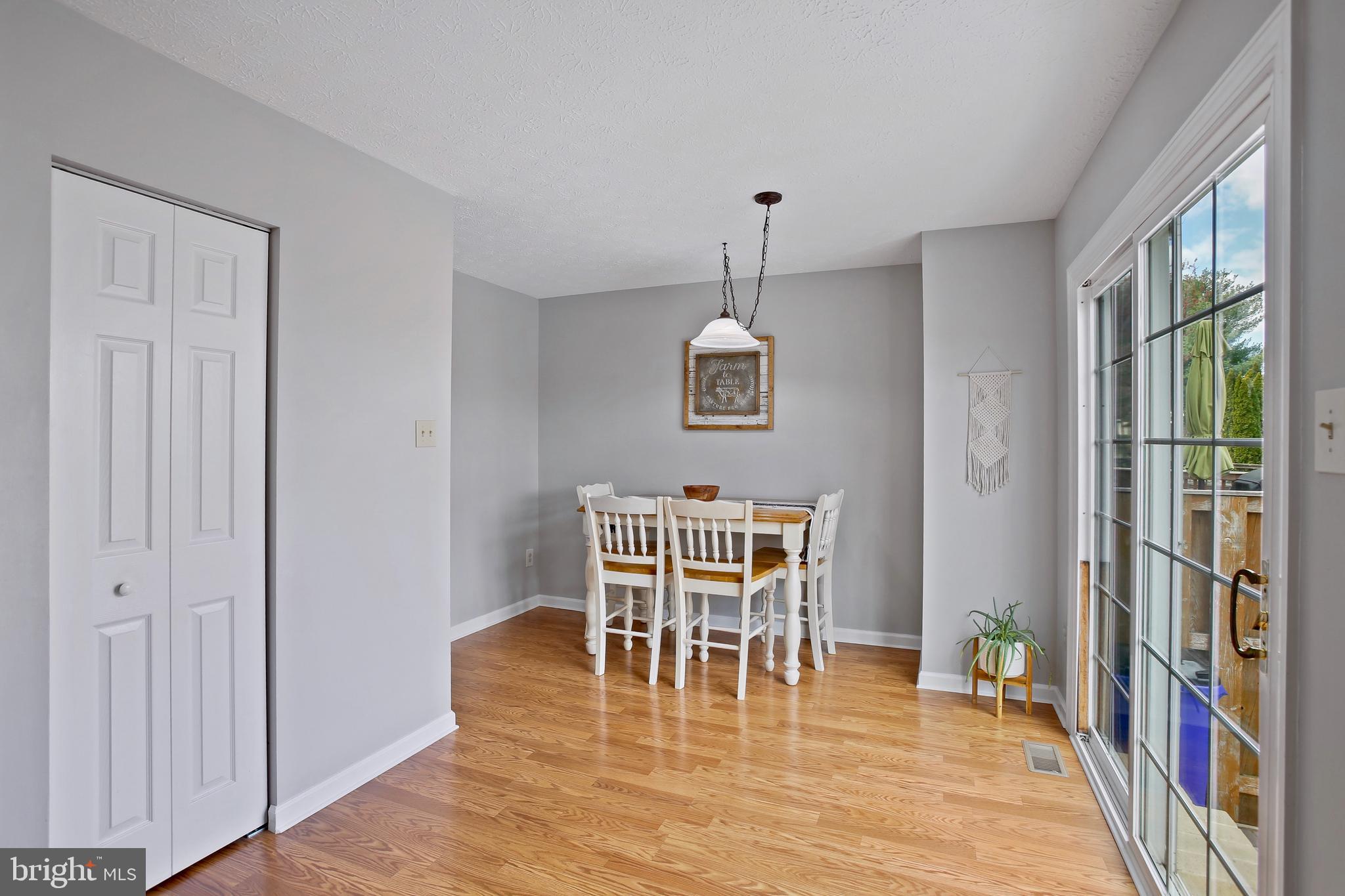 6786 WOOD DUCK COURT
