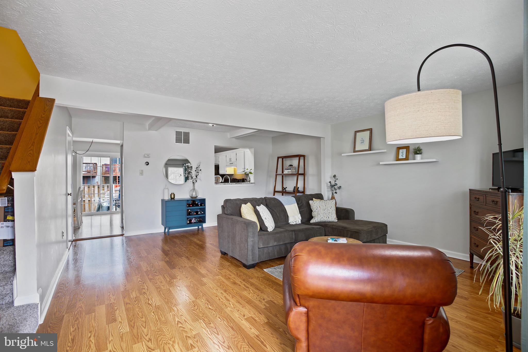 6786 WOOD DUCK COURT