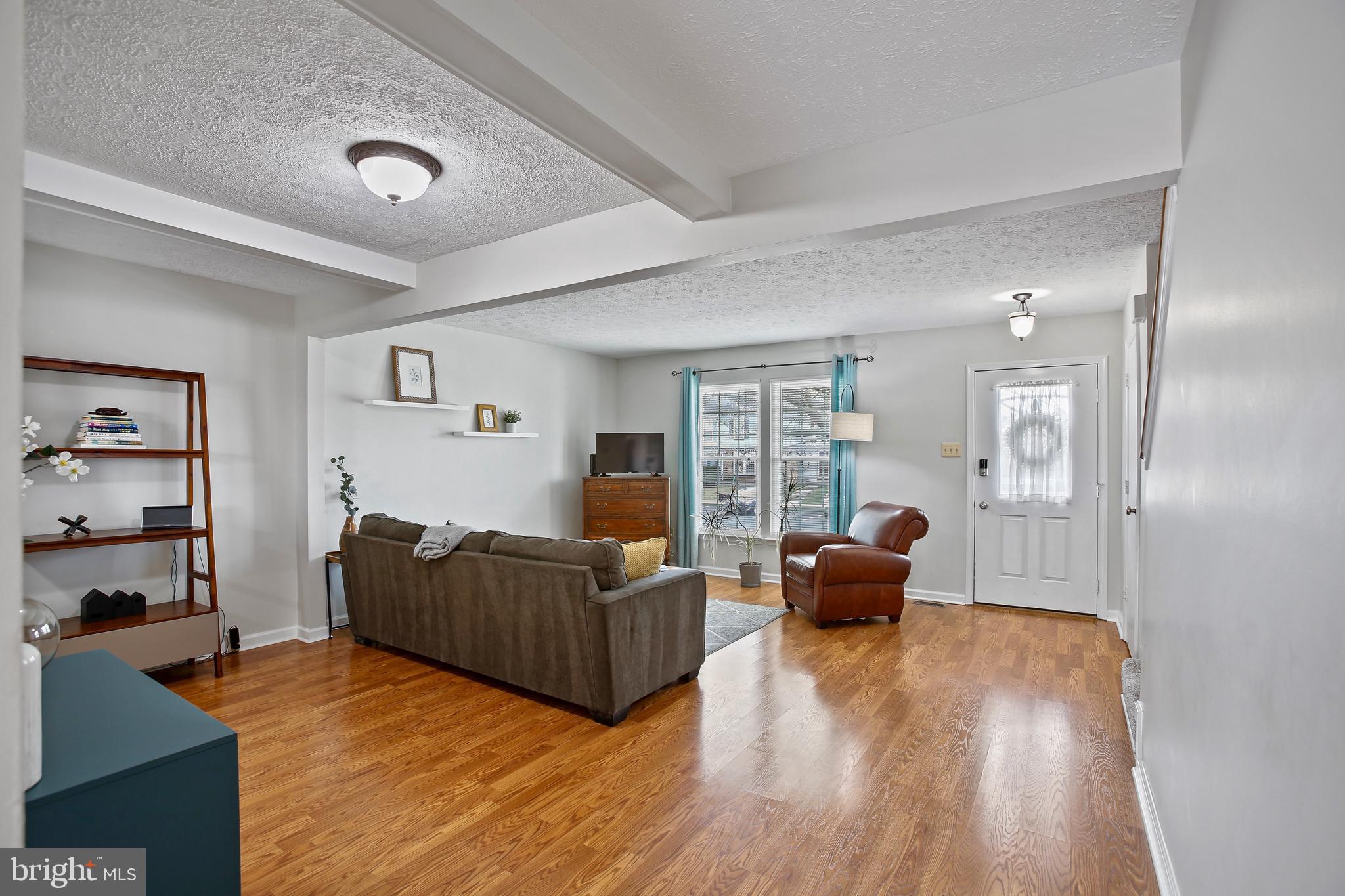 6786 WOOD DUCK COURT