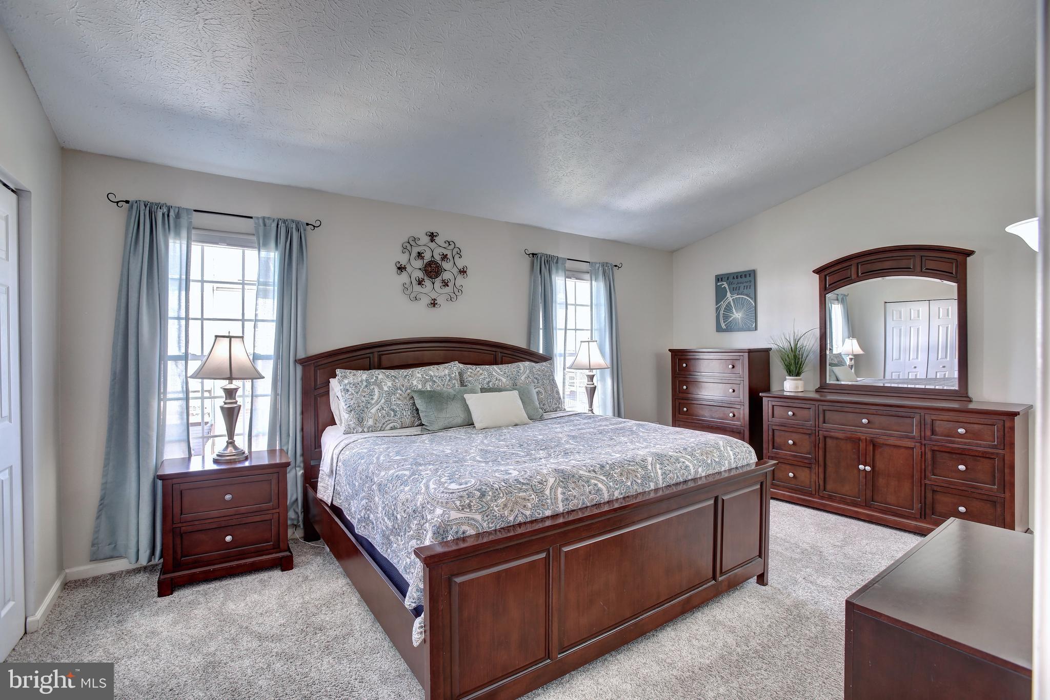 6786 WOOD DUCK COURT