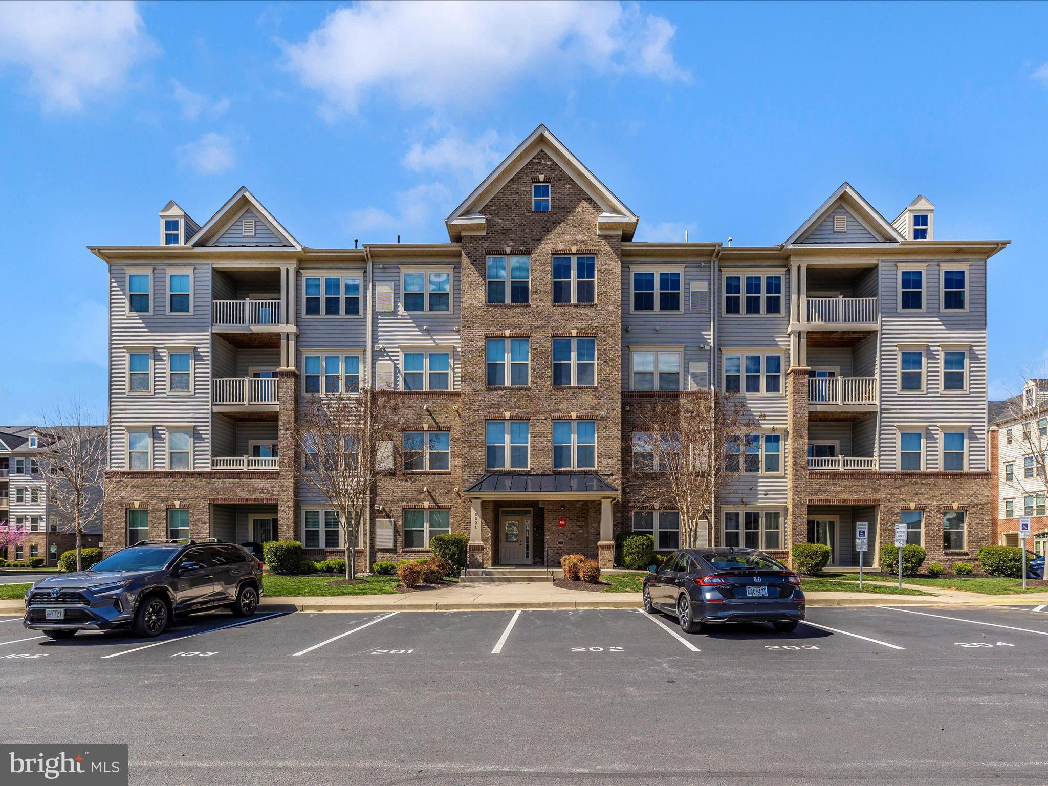 6501 Walcott Ln #104