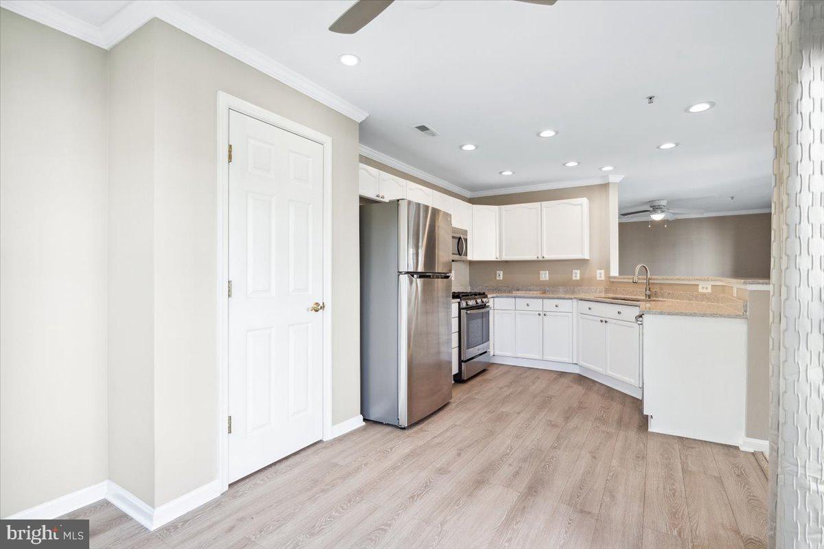 599 CAWLEY DR #2A