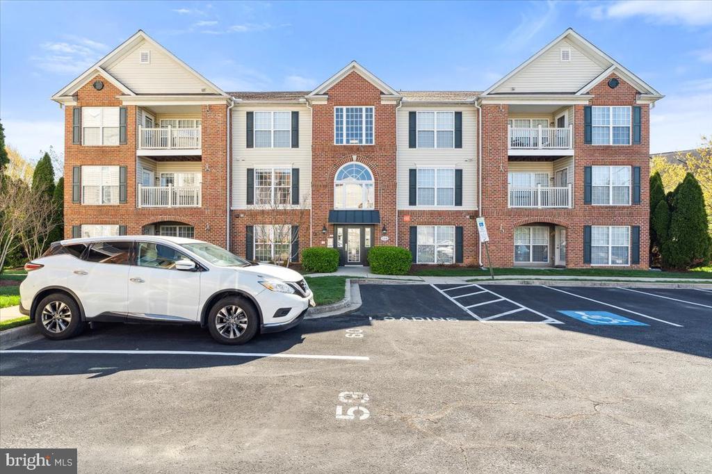 599 CAWLEY DR #2A