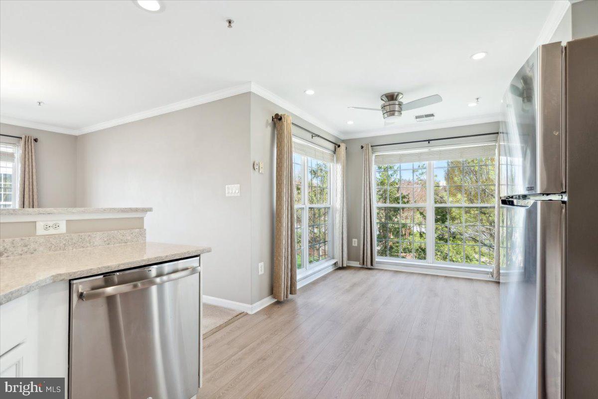 599 CAWLEY DR #2A