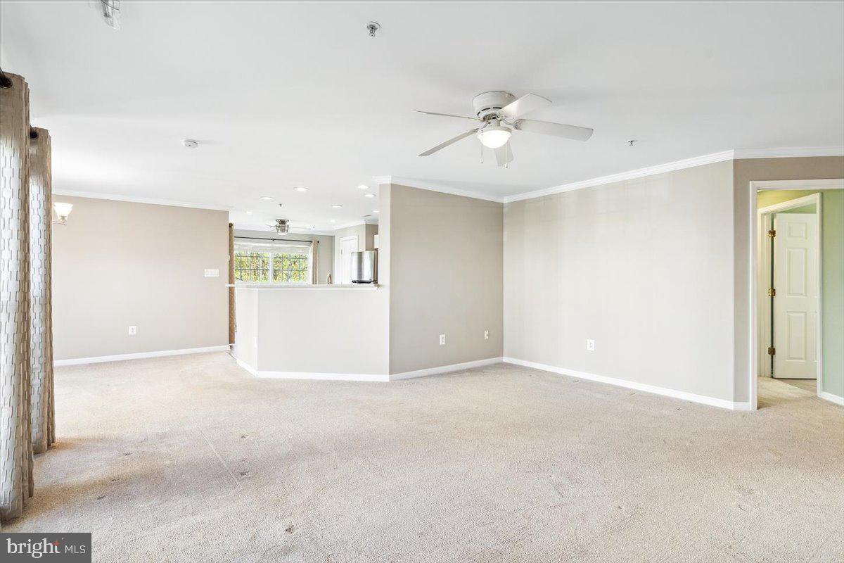 599 CAWLEY DR #2A