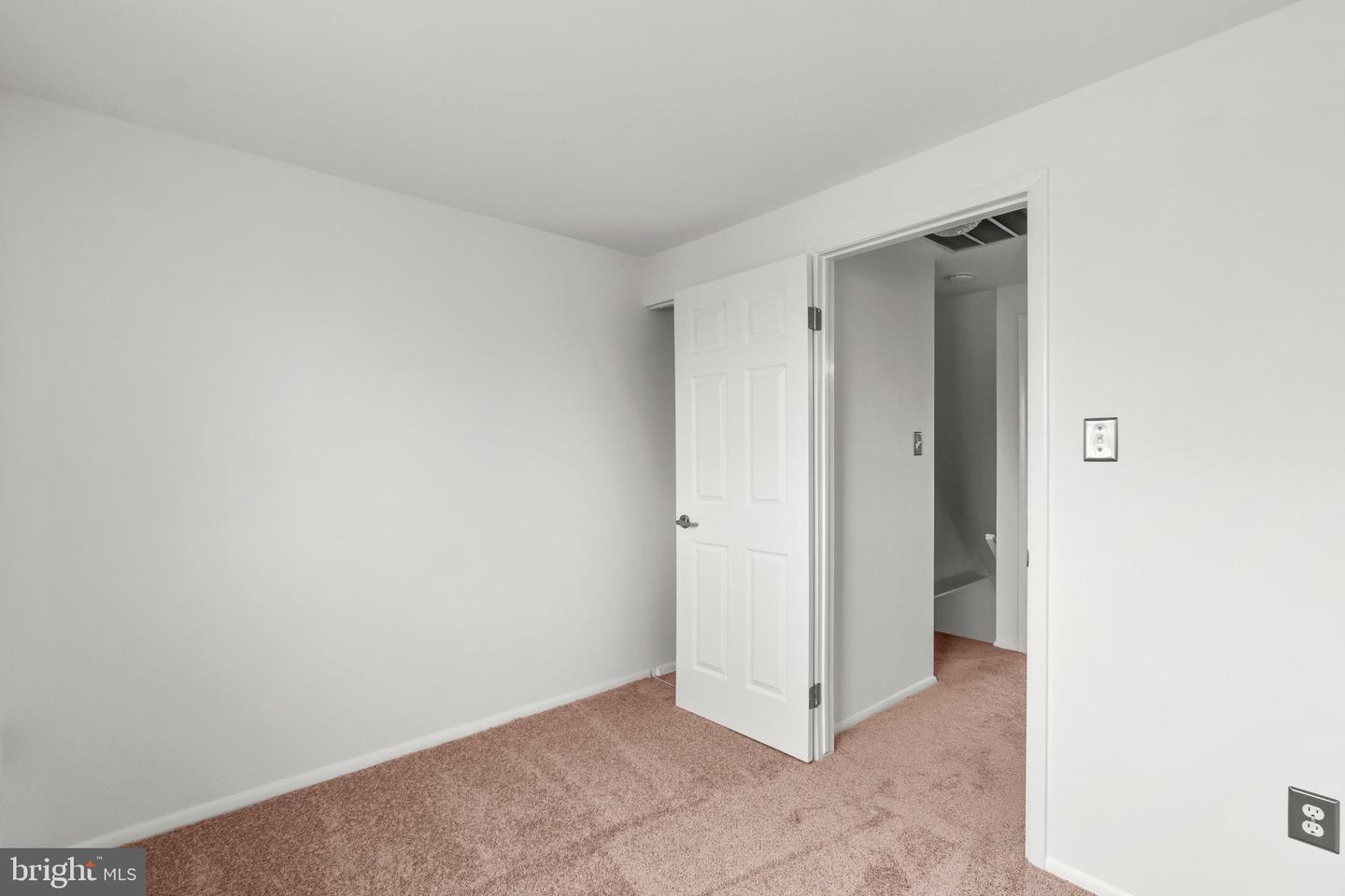 1724 Heather Ln