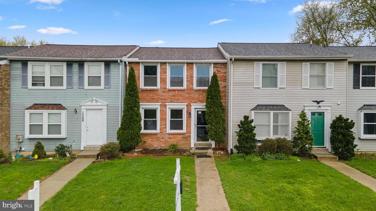 1724 Heather Ln