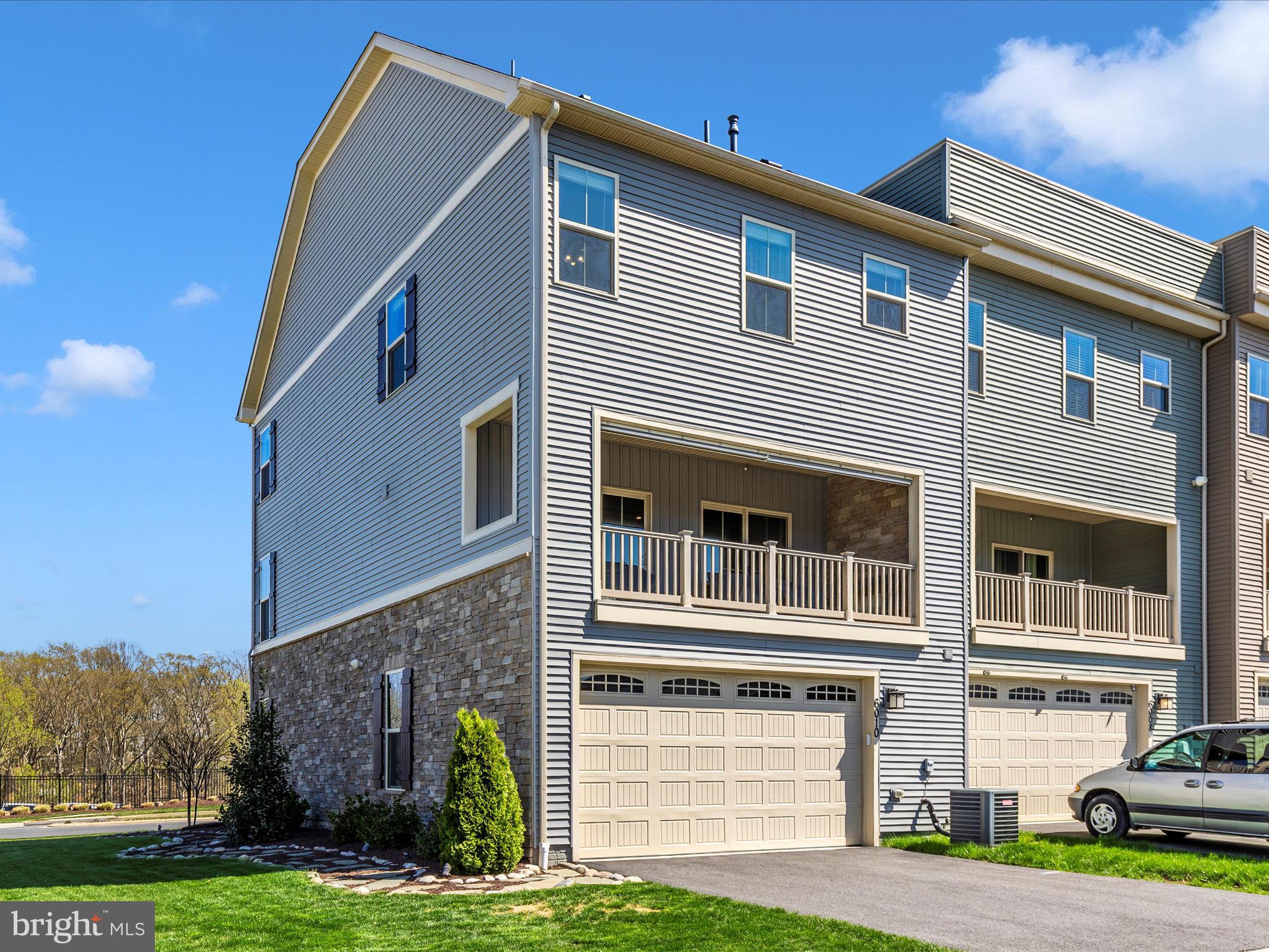 6010 Fallfish Ct