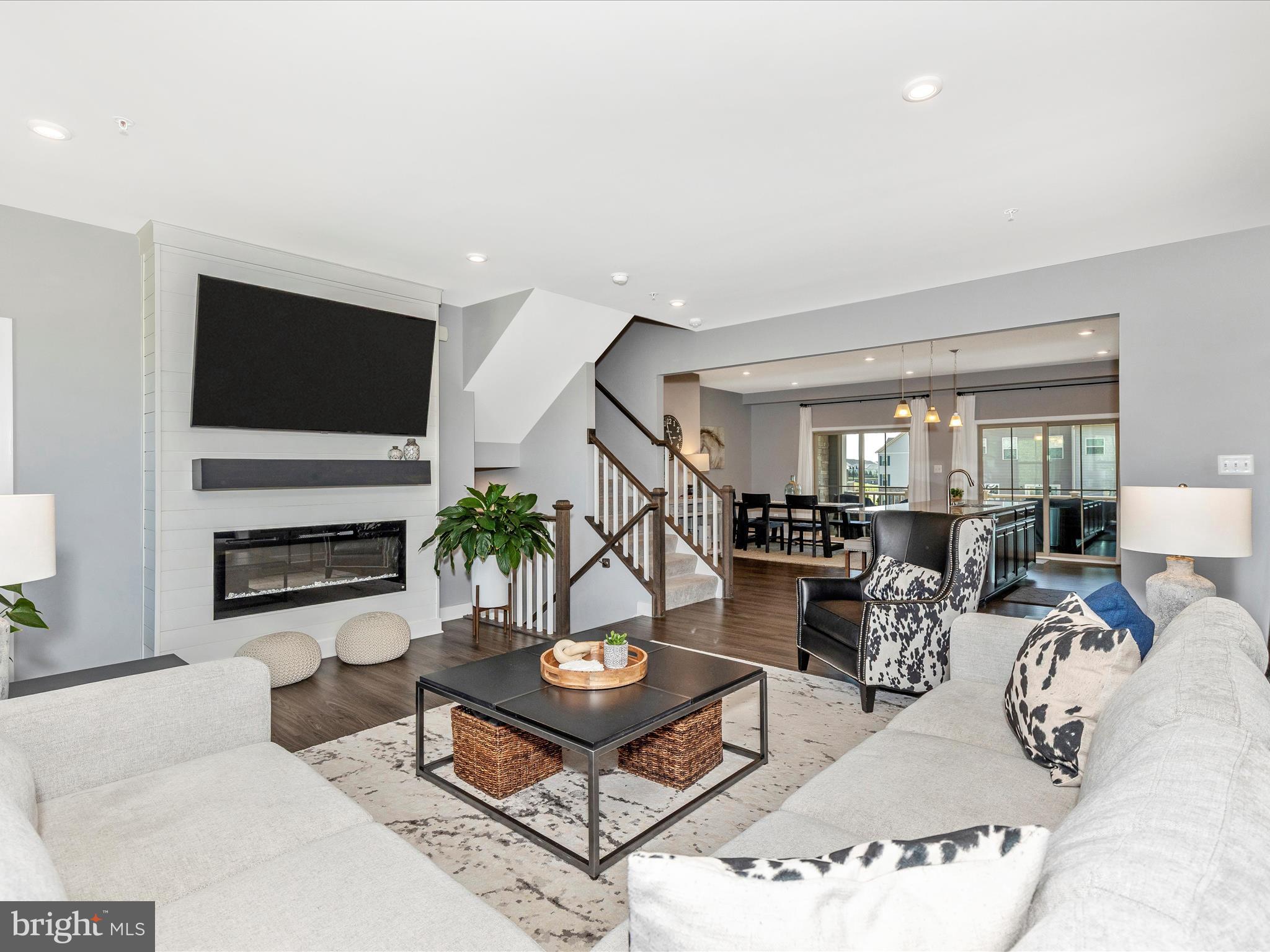 6010 Fallfish Ct