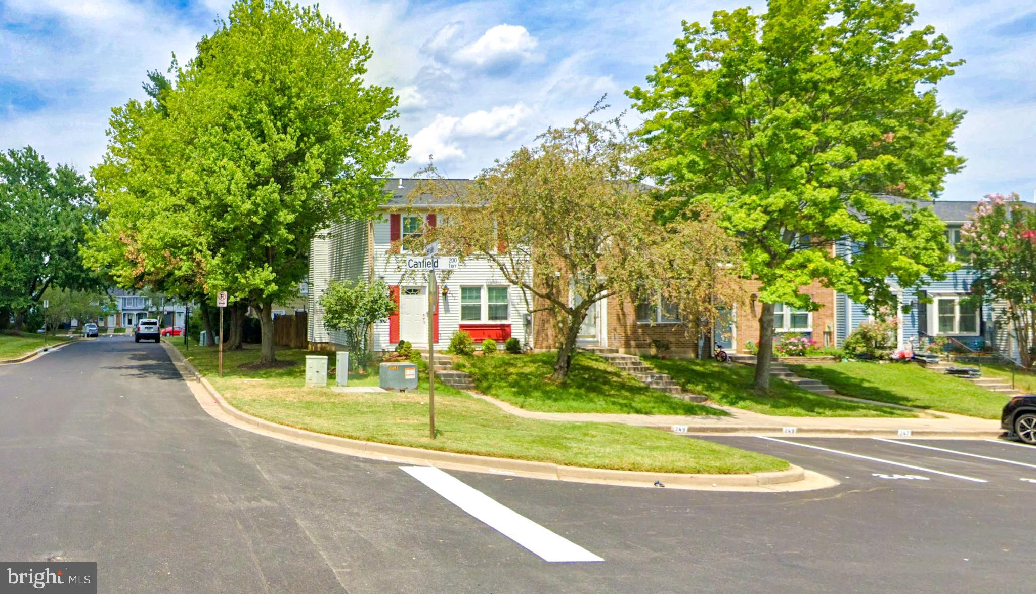 249 Canfield Ter