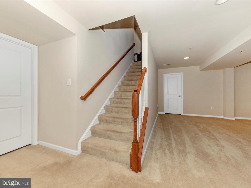 2215 Battery Ct